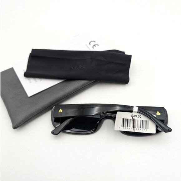 Aire Ceres Unisex Rectangle Sunglasses Black Frame with Smoke Mono Lens Size M - Picture 7 of 7
